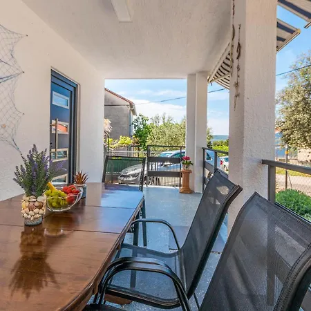 2 Bedroom Amazing In Sveti Petar Na Moru Holiday home